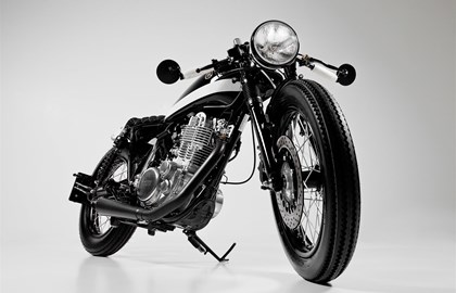 Yamaha SR 400 Custom Bike Yamaha SR 400 Custom Bike