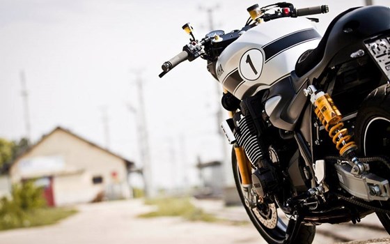 Umgebautes Motorrad Yamaha XJR 1300 von WS-Motorradtechnik KG - Bild 2 Umgebautes Motorrad Yamaha XJR 1300 von WS-Motorradtechnik KG - Bild 2