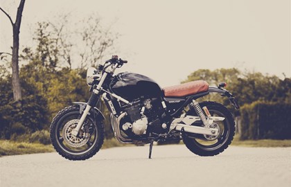 Suzuki GSX 750 Custom Bike Suzuki GSX 750 Custom Bike