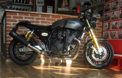 Yamaha XJR 1300 Custom Bike