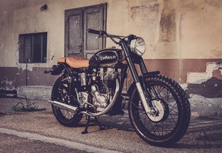 Royal Enfield Bullet 500 Custom Royal Enfield Bullet 500 Custom