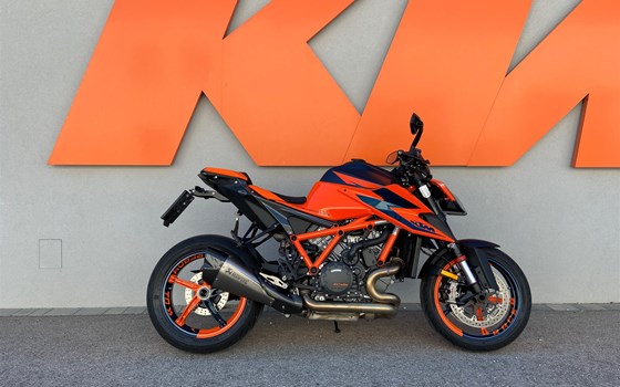 Umgebautes Motorrad KTM 1290 Super Duke R von MOTOTHEK e.U. - Bild 2 Umgebautes Motorrad KTM 1290 Super Duke R von MOTOTHEK e.U. - Bild 2