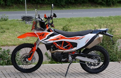 KTM 690 Enduro R Custom Bike