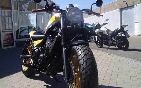 Umgebautes Motorrad Honda CMX500 Rebel von Auto-Boos GmbH - Bild 10 Umgebautes Motorrad Honda CMX500 Rebel von Auto-Boos GmbH - Bild 10