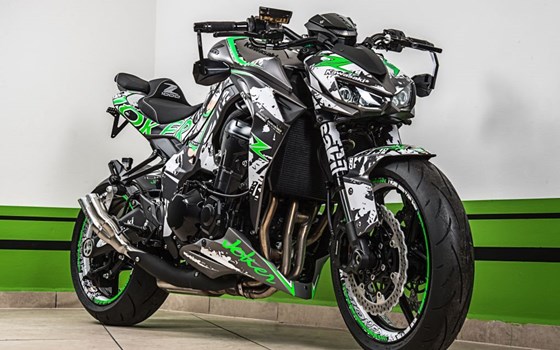 Umgebautes Motorrad Kawasaki Z1000 von Bikers-Euroshop - Bild 2 Umgebautes Motorrad Kawasaki Z1000 von Bikers-Euroshop - Bild 2