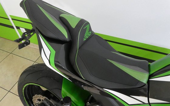 Umgebautes Motorrad Kawasaki Z1000 von Bikers-Euroshop - Bild 12 Umgebautes Motorrad Kawasaki Z1000 von Bikers-Euroshop - Bild 12