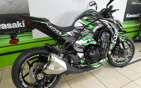 Umgebautes Motorrad Kawasaki Z1000 von Bikers-Euroshop - Bild 2 Umgebautes Motorrad Kawasaki Z1000 von Bikers-Euroshop - Bild 2