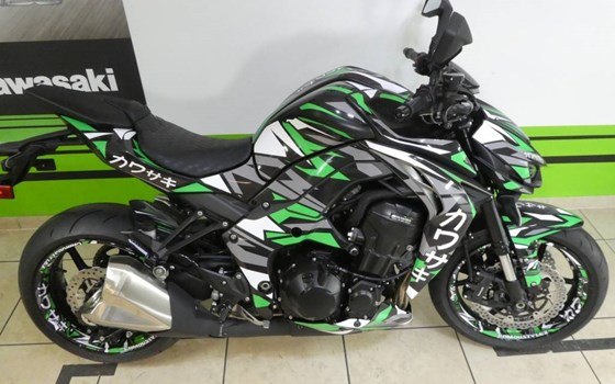 Umgebautes Motorrad Kawasaki Z1000 von Bikers-Euroshop - Bild 4 Umgebautes Motorrad Kawasaki Z1000 von Bikers-Euroshop - Bild 4
