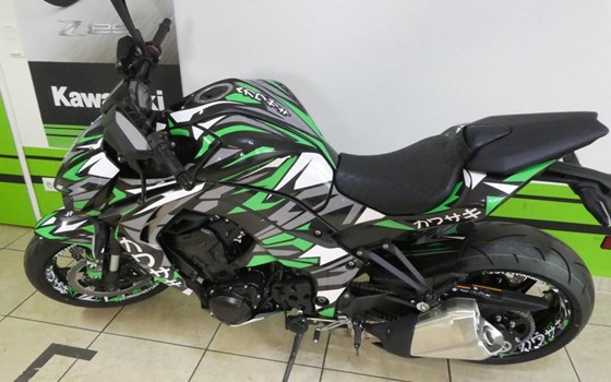 Umgebautes Motorrad Kawasaki Z1000 von Bikers-Euroshop - Bild 7 Umgebautes Motorrad Kawasaki Z1000 von Bikers-Euroshop - Bild 7
