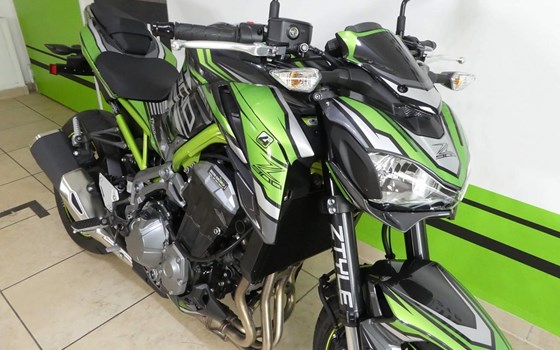 Umgebautes Motorrad Kawasaki Z900 von Bikers-Euroshop - Bild 3 Umgebautes Motorrad Kawasaki Z900 von Bikers-Euroshop - Bild 3