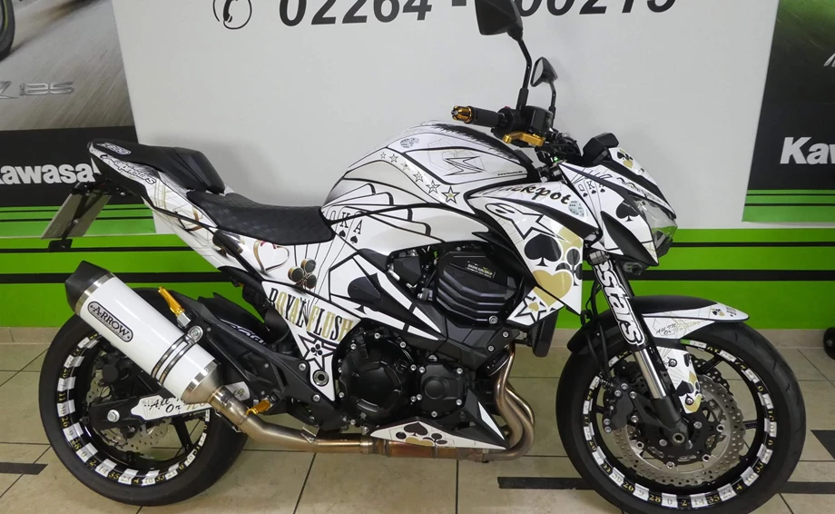 Umbgebautes Motorrad Kawasaki Z 800 Bild 1: Umbgebautes Motorrad Kawasaki Z 800