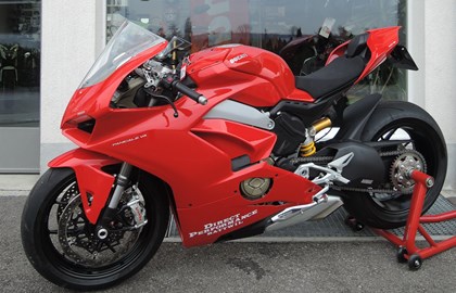 Ducati Panigale V4 Custom Bike