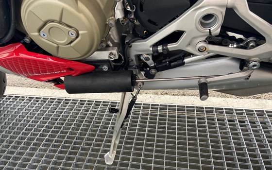 Umgebautes Motorrad Ducati Streetfighter V4 von Direct Performance - Bild 7 Umgebautes Motorrad Ducati Streetfighter V4 von Direct Performance - Bild 7