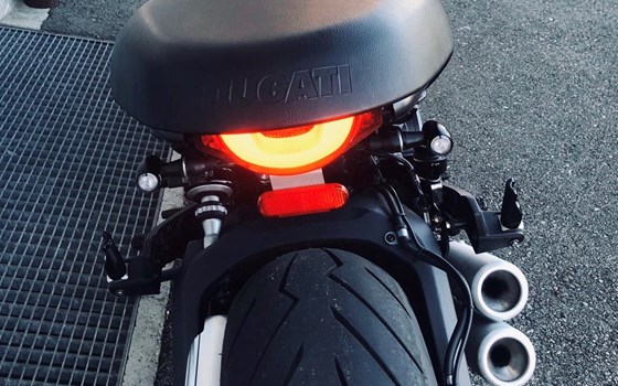 Umgebautes Motorrad Ducati Scrambler Icon Dark von Direct Performance - Bild 6 Umgebautes Motorrad Ducati Scrambler Icon Dark von Direct Performance - Bild 6