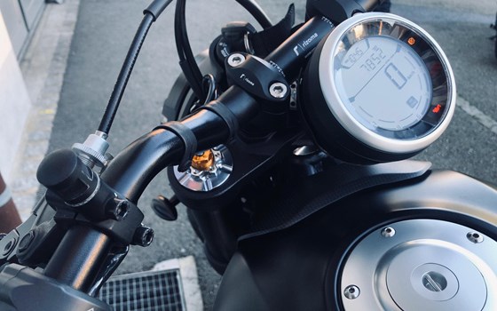 Umgebautes Motorrad Ducati Scrambler Icon Dark von Direct Performance - Bild 10 Umgebautes Motorrad Ducati Scrambler Icon Dark von Direct Performance - Bild 10