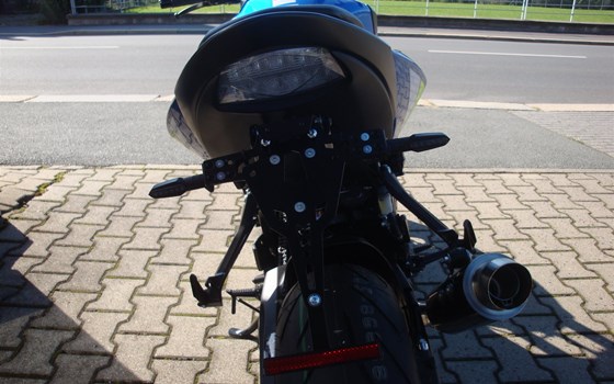 Umgebautes Motorrad Suzuki GSX-S750 von Zweirad Markert - Bild 3 Umgebautes Motorrad Suzuki GSX-S750 von Zweirad Markert - Bild 3