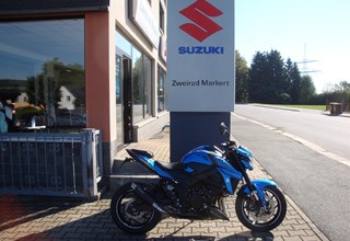 Suzuki GSX-S750