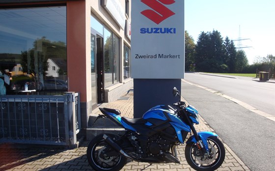 Umgebautes Motorrad Suzuki GSX-S750 von Zweirad Markert - Bild 1 Umgebautes Motorrad Suzuki GSX-S750 von Zweirad Markert - Bild 1