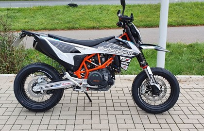 KTM 690 SMC R Custom Bike