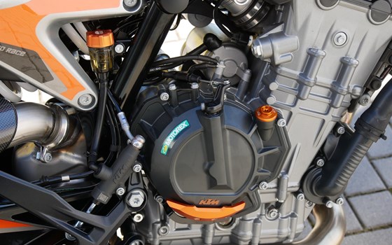 Umgebautes Motorrad KTM 790 Duke von motoroox GmbH - Bild 10 Umgebautes Motorrad KTM 790 Duke von motoroox GmbH - Bild 10