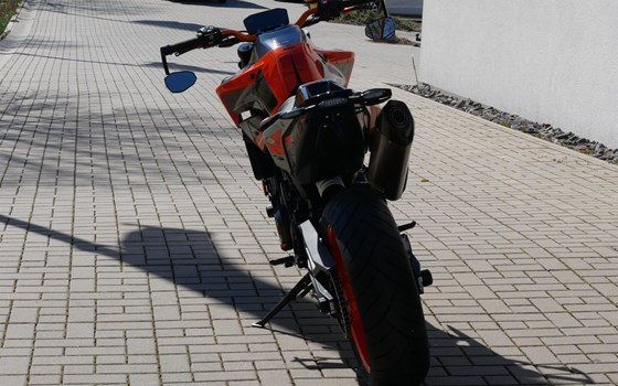 Umgebautes Motorrad KTM 790 Duke von motoroox GmbH - Bild 7 Umgebautes Motorrad KTM 790 Duke von motoroox GmbH - Bild 7