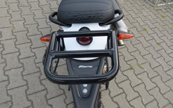 Umgebautes Motorrad Fantic Caballero Scrambler 125 von RB-Motorsports Bike & Car Service Ronny Bloch - Bild 4 Umgebautes Motorrad Fantic Caballero Scrambler 125 von RB-Motorsports Bike & Car Service Ronny Bloch - Bild 4