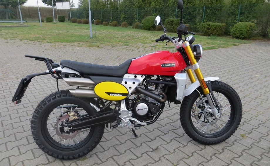 Umbgebautes Motorrad Fantic Caballero Scrambler 125 Bild 5: Umbgebautes Motorrad Fantic Caballero Scrambler 125
