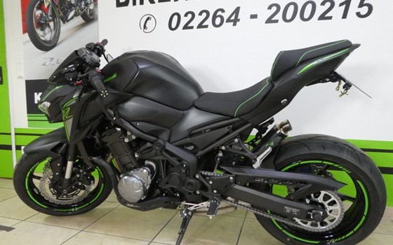 Umgebautes Motorrad Kawasaki Z900 von Bikers-Euroshop - Bild 11 Umgebautes Motorrad Kawasaki Z900 von Bikers-Euroshop - Bild 11