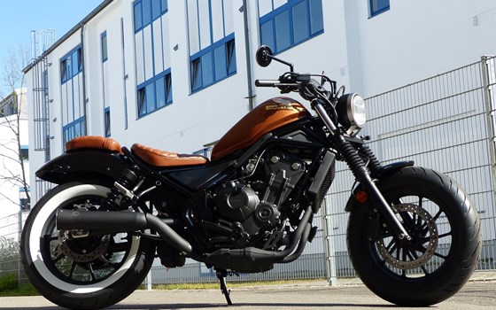 Umgebautes Motorrad Honda CMX500 Rebel von Motorrad-Box GmbH - Bild 1 Umgebautes Motorrad Honda CMX500 Rebel von Motorrad-Box GmbH - Bild 1