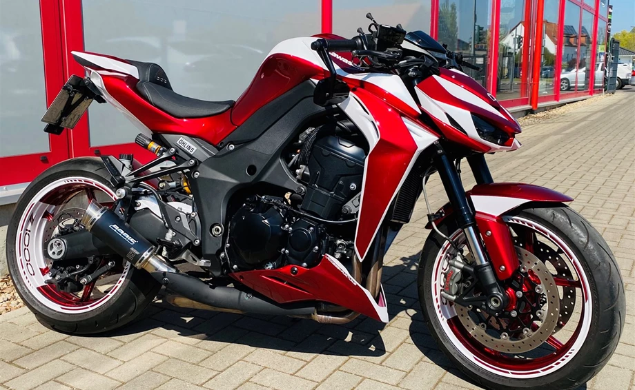 Umbgebautes Motorrad Kawasaki Z1000 Bild 12: Umbgebautes Motorrad Kawasaki Z1000