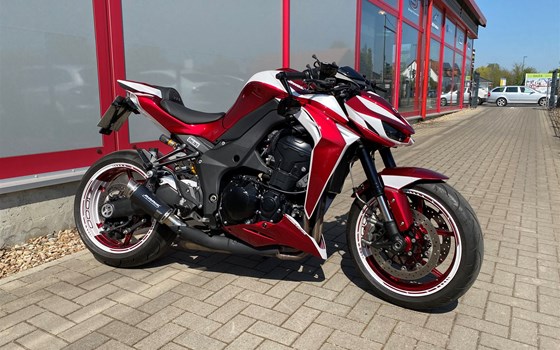 Umgebautes Motorrad Kawasaki Z1000 von BikerWorld Rosenow - Bild 17 Umgebautes Motorrad Kawasaki Z1000 von BikerWorld Rosenow - Bild 17