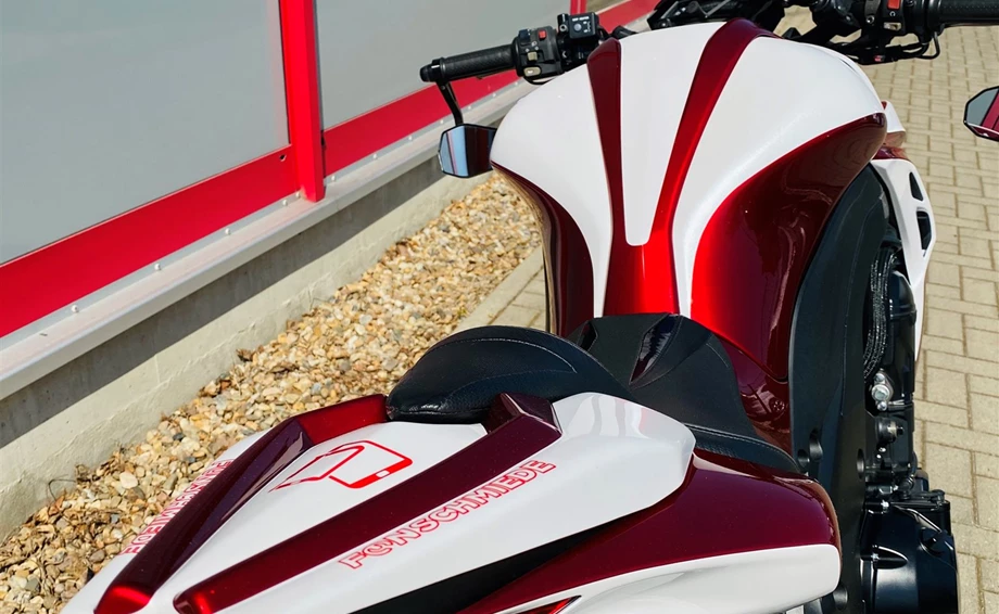 Umbgebautes Motorrad Kawasaki Z1000 Bild 3: Umbgebautes Motorrad Kawasaki Z1000