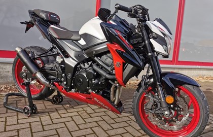 Suzuki GSX-S750 Custom Bike Suzuki GSX-S750 Custom Bike