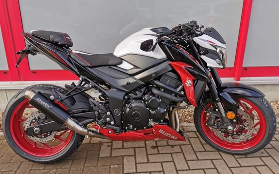 Umgebautes Motorrad Suzuki GSX-S750 von BikerWorld Rosenow - Bild 16 Umgebautes Motorrad Suzuki GSX-S750 von BikerWorld Rosenow - Bild 16