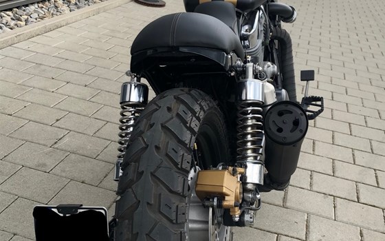 Umgebautes Motorrad Kawasaki VN 1500 Vulcan von BLACK BIKE CRAFTRÄDER - Bild 21 Umgebautes Motorrad Kawasaki VN 1500 Vulcan von BLACK BIKE CRAFTRÄDER - Bild 21