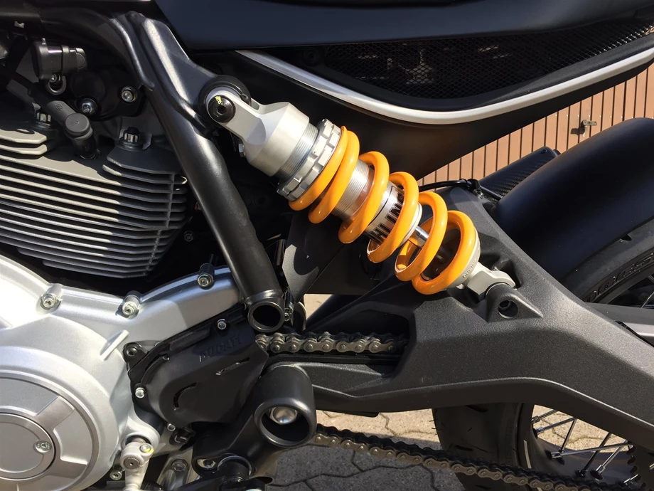 Rebuilt motorbike Ducati Scrambler Icon Bild 12: Rebuilt motorbike Ducati Scrambler Icon