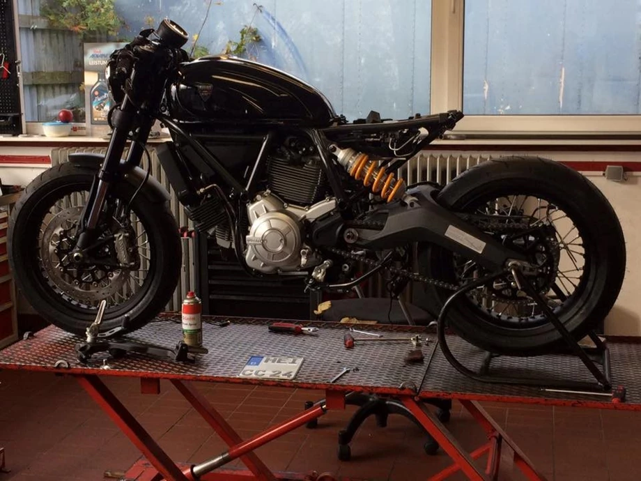Rebuilt motorbike Ducati Scrambler Icon Bild 3: Rebuilt motorbike Ducati Scrambler Icon