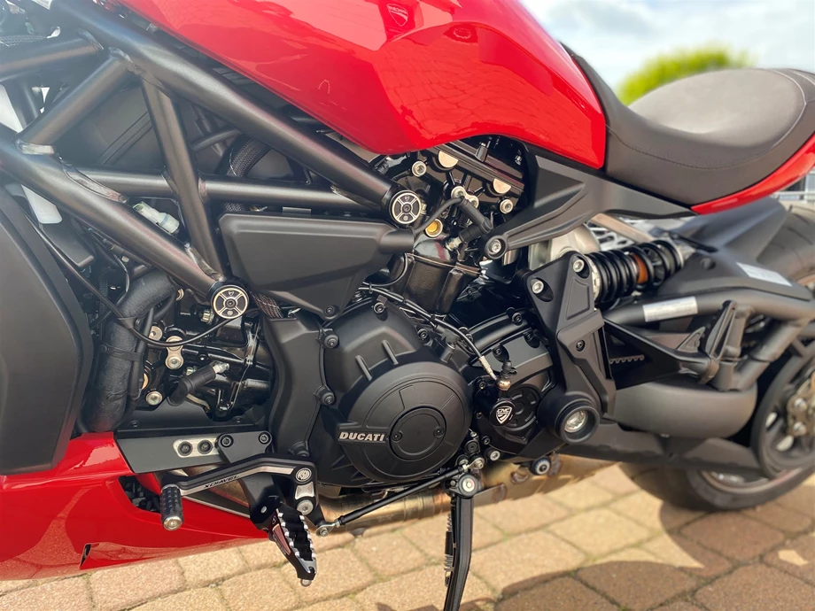Rebuilt motorbike Ducati XDiavel Bild 11: Rebuilt motorbike Ducati XDiavel