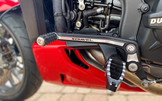 Umgebautes Motorrad Ducati XDiavel von Claus Carstens Zweiradhandel - Bild 9