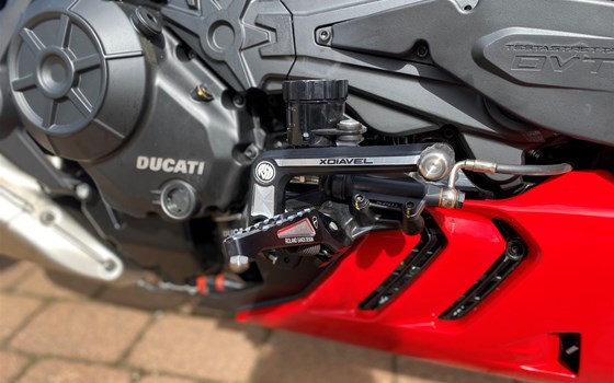 Umgebautes Motorrad Ducati XDiavel von Claus Carstens Zweiradhandel - Bild 10
