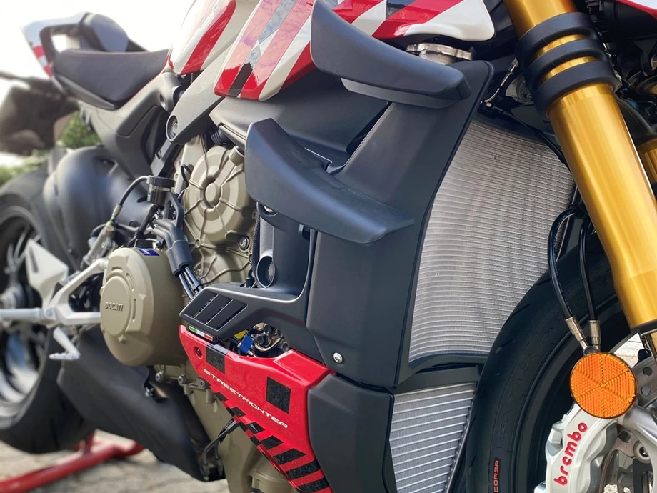 Rebuilt motorbike Ducati Streetfighter V4 S Bild 3: Rebuilt motorbike Ducati Streetfighter V4 S