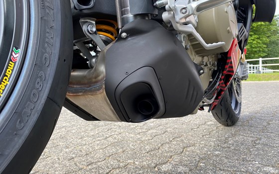 Umgebautes Motorrad Ducati Streetfighter V4 S von Claus Carstens Zweiradhandel - Bild 5 Umgebautes Motorrad Ducati Streetfighter V4 S von Claus Carstens Zweiradhandel - Bild 5
