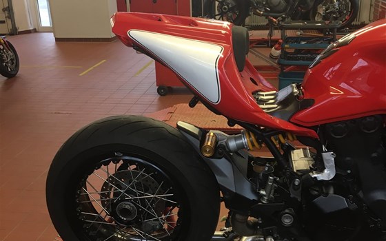 Umgebautes Motorrad Ducati Monster 1200 von Claus Carstens Zweiradhandel - Bild 16 Umgebautes Motorrad Ducati Monster 1200 von Claus Carstens Zweiradhandel - Bild 16