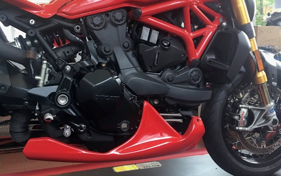 Umgebautes Motorrad Ducati Monster 1200 von Claus Carstens Zweiradhandel - Bild 15 Umgebautes Motorrad Ducati Monster 1200 von Claus Carstens Zweiradhandel - Bild 15