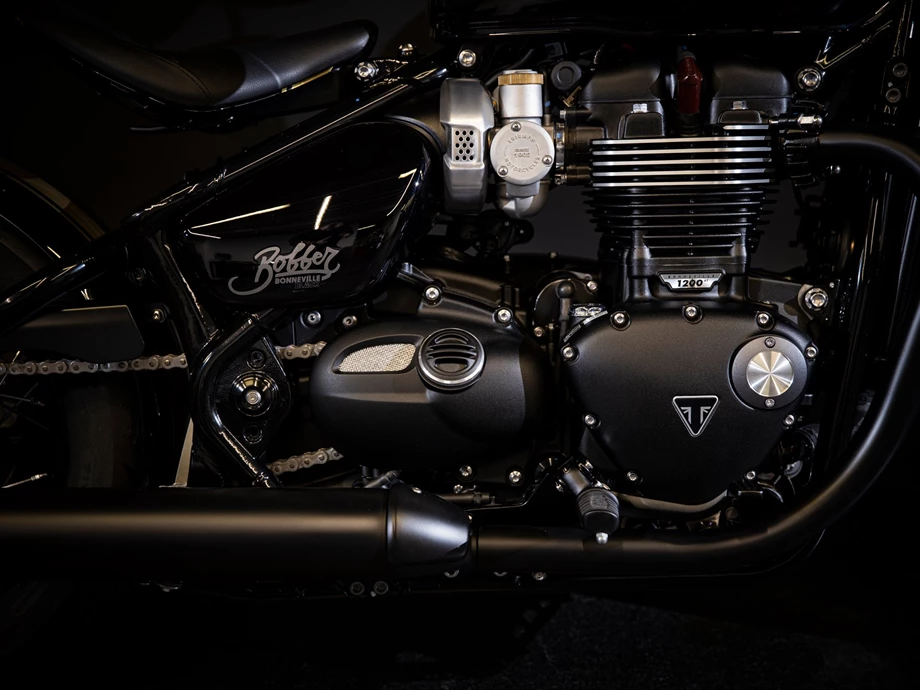 Umbgebautes Motorrad Triumph Bonneville Bobber Black Bild 13: Umbgebautes Motorrad Triumph Bonneville Bobber Black