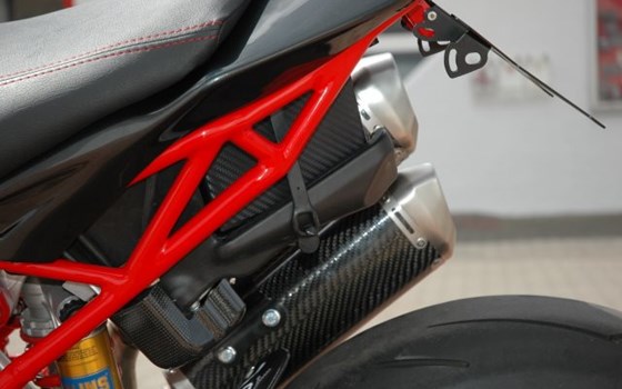 Umgebautes Motorrad Ducati Hypermotard 1100 Evo SP von Claus Carstens Zweiradhandel - Bild 10 Umgebautes Motorrad Ducati Hypermotard 1100 Evo SP von Claus Carstens Zweiradhandel - Bild 10