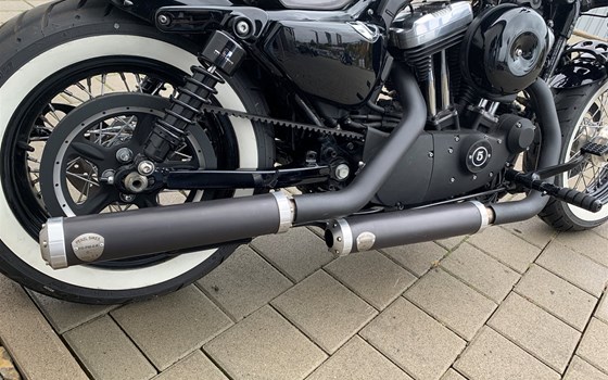 Umgebautes Motorrad Harley-Davidson Sportster XL 1200X Forty-Eight von BLACK BIKE CRAFTRÄDER - Bild 18 Umgebautes Motorrad Harley-Davidson Sportster XL 1200X Forty-Eight von BLACK BIKE CRAFTRÄDER - Bild 18