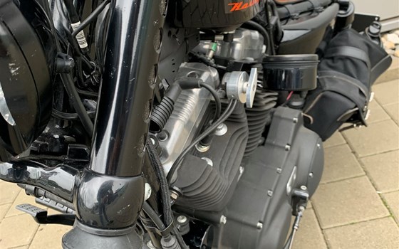 Umgebautes Motorrad Harley-Davidson Sportster XL 1200X Forty-Eight von BLACK BIKE CRAFTRÄDER - Bild 10 Umgebautes Motorrad Harley-Davidson Sportster XL 1200X Forty-Eight von BLACK BIKE CRAFTRÄDER - Bild 10