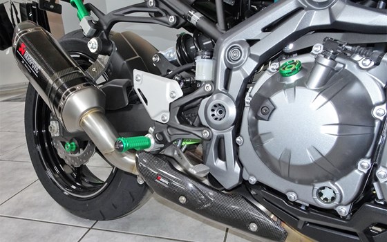 Umgebautes Motorrad Kawasaki Z900 von Zweiradcenter Steyr e.U., Peter Bührer - Bild 5 Umgebautes Motorrad Kawasaki Z900 von Zweiradcenter Steyr e.U., Peter Bührer - Bild 5