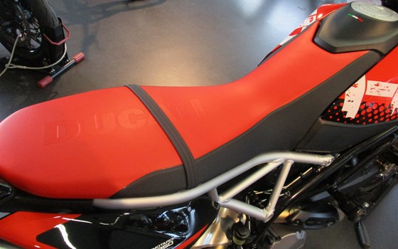 Umgebautes Motorrad Ducati Hypermotard 950 RVE von Team Wahlers GmbH - Bild 6 Umgebautes Motorrad Ducati Hypermotard 950 RVE von Team Wahlers GmbH - Bild 6